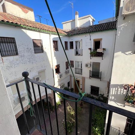 Apartamento Con Patio Para 4 En El Casco Historico Cordoba Luaran gambar