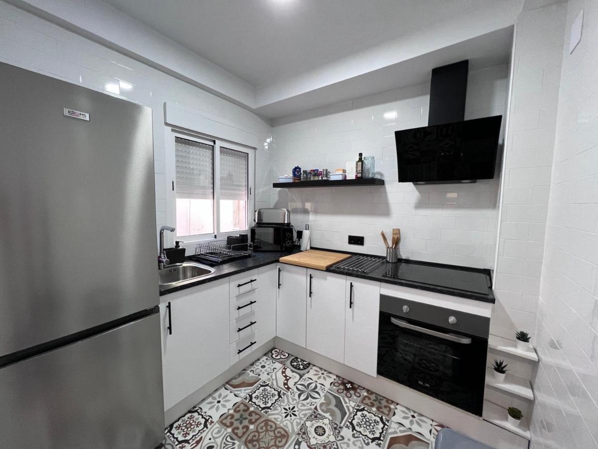 Apartamento Con Patio Para 4 En El Casco Historico Cordoba Luaran gambar